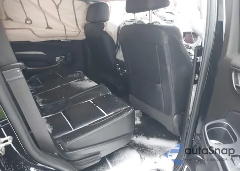 2016 Chevrolet Tahoe Lt z USA, uszkodzony, nr VIN 1GNSKBKC8GR117201